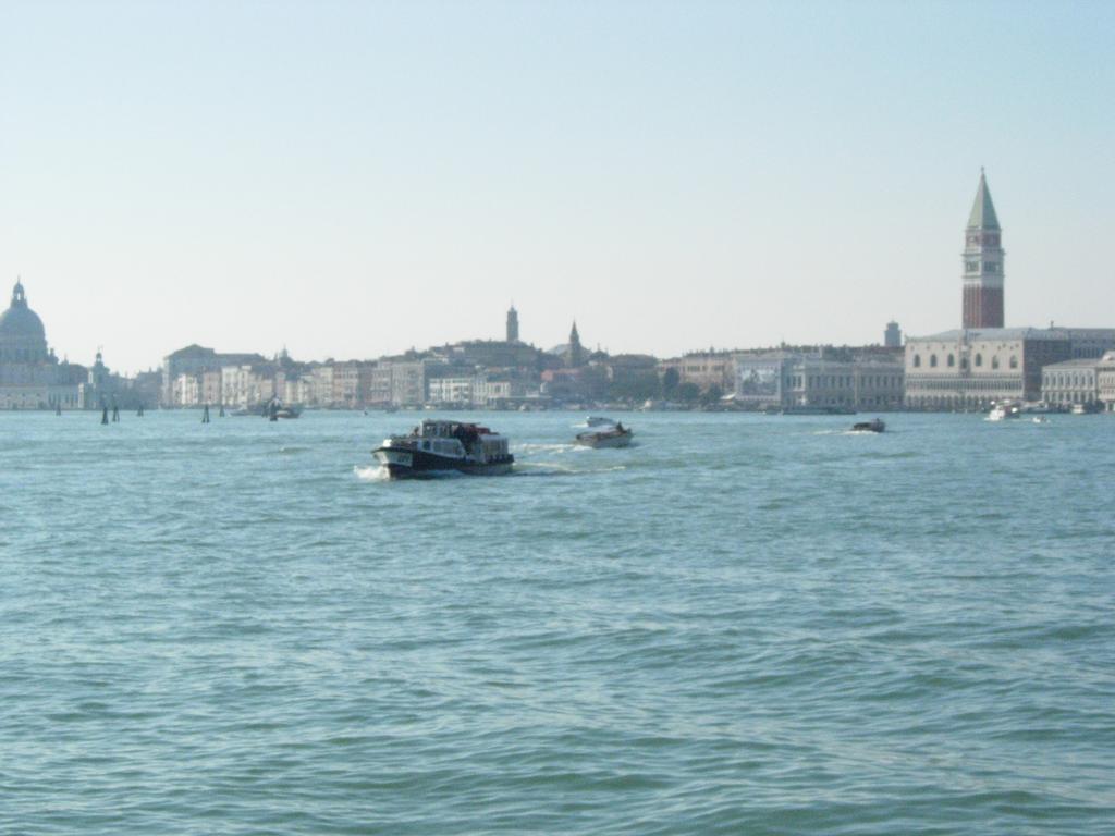 Appartamento Vacanze Casadueottanta Loc-13704 威尼斯 外观 照片